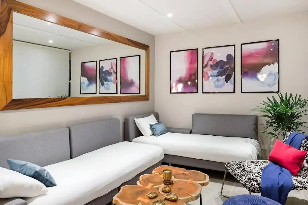Designer Penthouse - Rooftop Pool & Jungle View 图卢姆 公寓